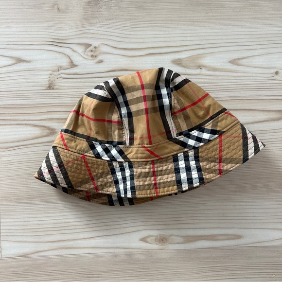 BURBERRY VINTAGE CHECK BUCKET HAT - Picture 6 of 10